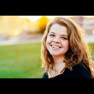 Meet your Posher, Helene